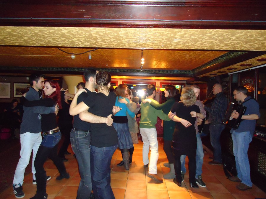 Norvég táncház. Fiatal tánckutatók nemzetközi szemináriuma. Trondheim. 2011 áprilisa