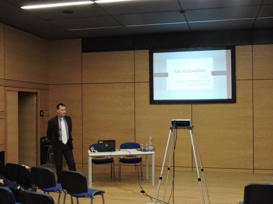 Tánc és társadalom. Varga Sándor előadása. Szeged, 2015.