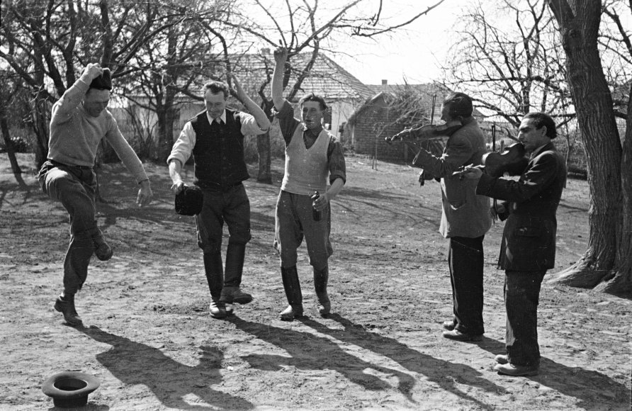 Verbunk. Tiszakanyár, 1956.