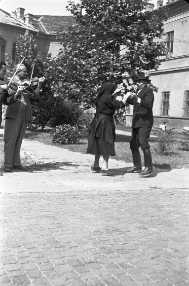 Csárdás. Császárszállás, 1956.