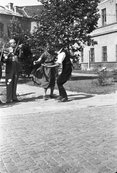 Csárdás. Császárszállás, 1956.